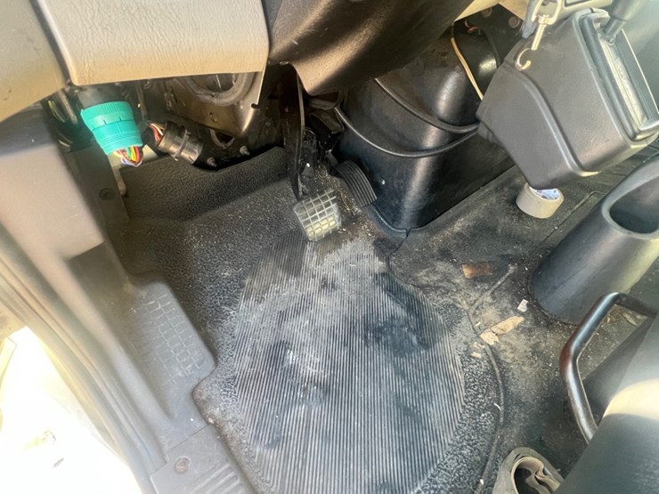 #30907-•-2008-international-durastar-4300m7-24'-single-axle-image-21