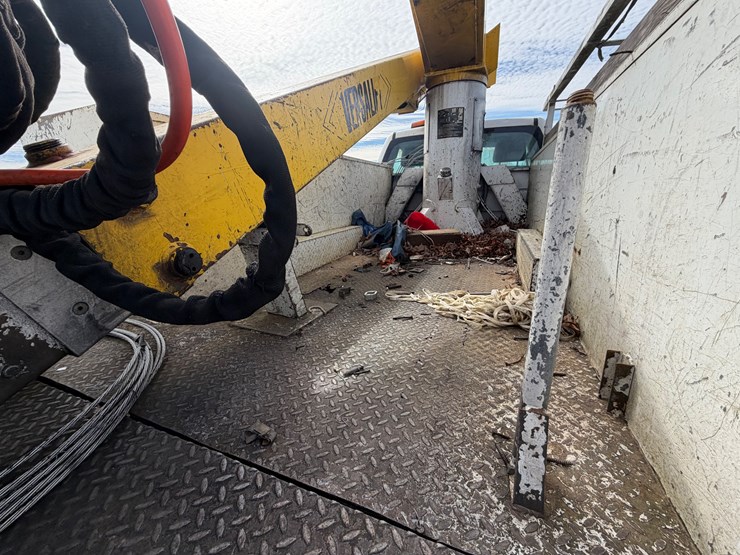 2015-chevrolet-3500hd-image-6