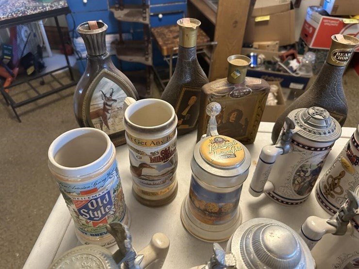 vintage-mugs-&-bottles-image-3