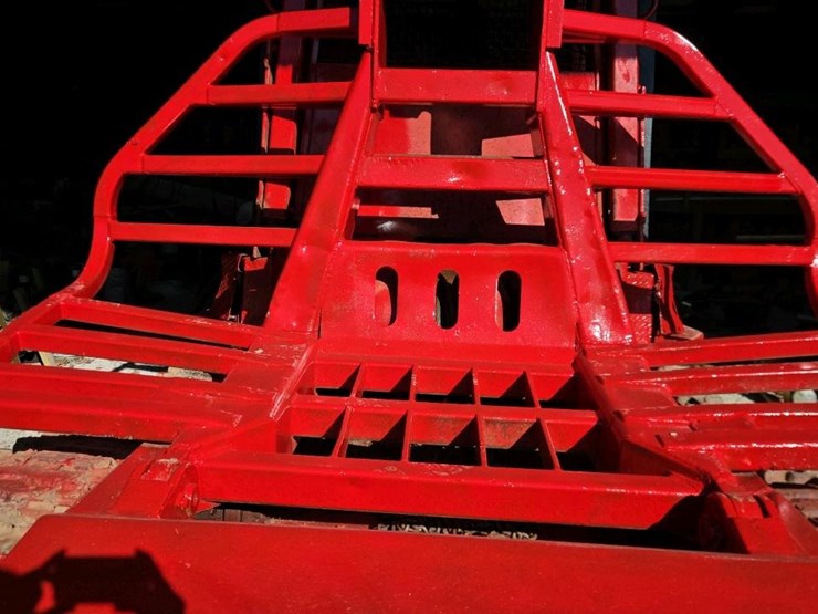 2013-custom-built-image-16