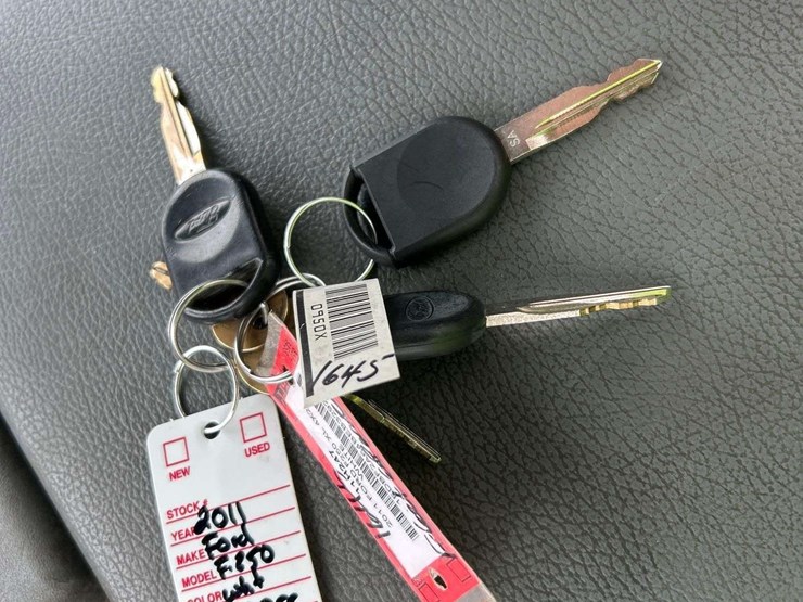 2011-ford-f250-image-37