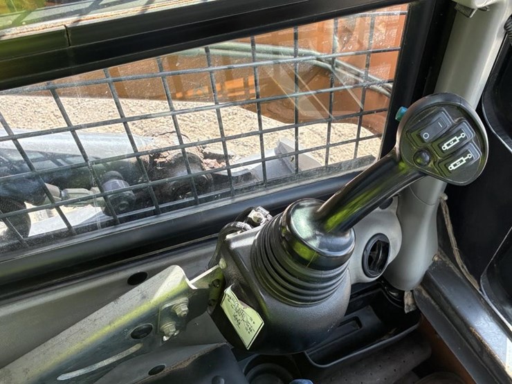 2019-case-tv370-image-12