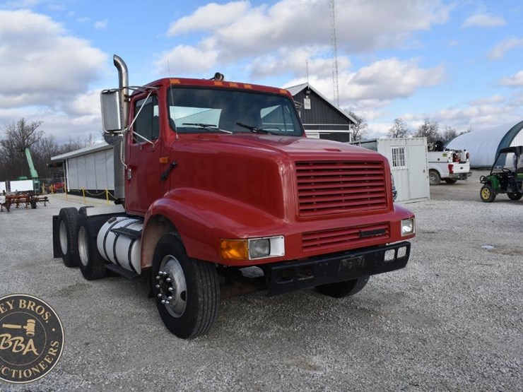 1993-international-8200-image-18