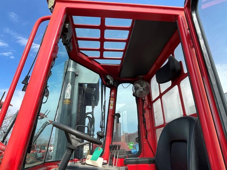 #121-•-combilift-19,000-lbs.-forklift-image-40