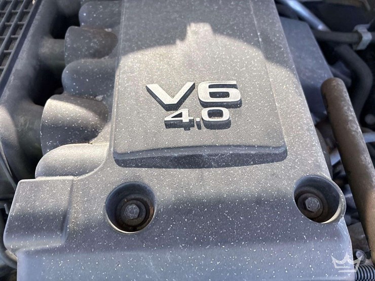 2015-nissan-frontier-image-11