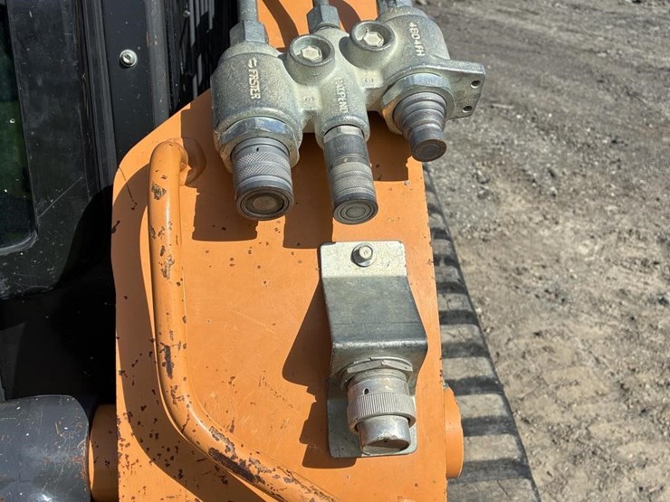 2019-case-tv370-image-9