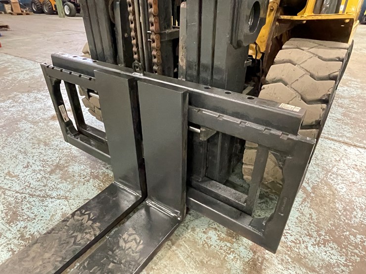 2012-caterpillar-p10000-image-11