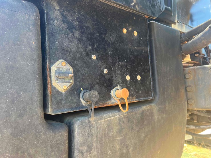 2018-ag-chem-rg1100c-image-54