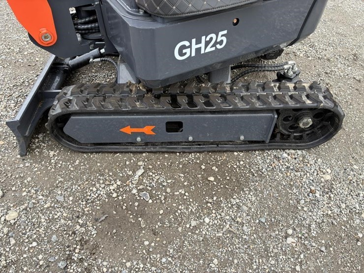 2025-aboss-gh25-excavator-image-12