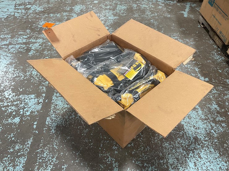 #7660-•-new-general-tool-bags-image-3