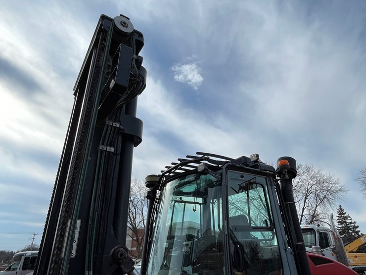#106-•-2018-kalmar-dcg-120-12-diesel-forklift-image-14