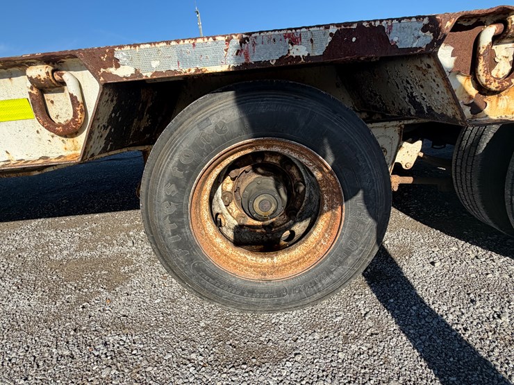 #30964-•-2004-ferree-lt-35t-tandem-axle-lowboy-trailer-image-12