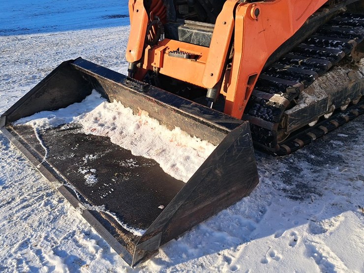 2015-kubota-svl75-2-image-27