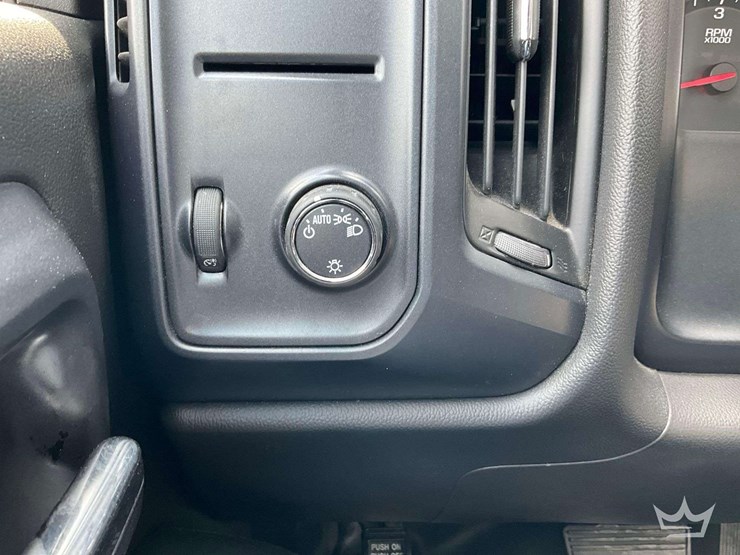 2014-gmc-sierra-1500-image-18