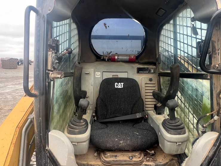 caterpillar-297c-image-15