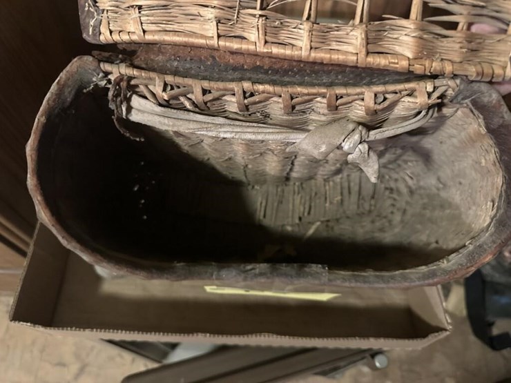 vintage-fishing-creel-image-3