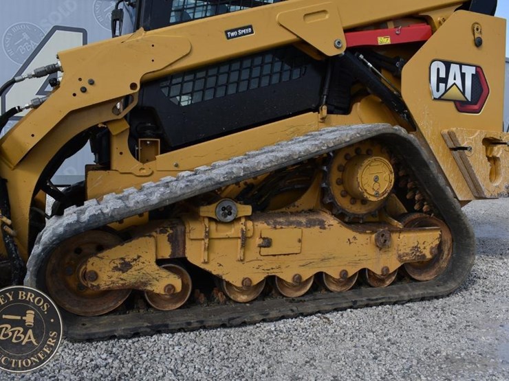 2023-caterpillar-289d3-image-29