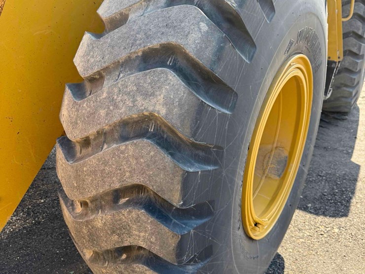 2023-caterpillar-938m-image-10