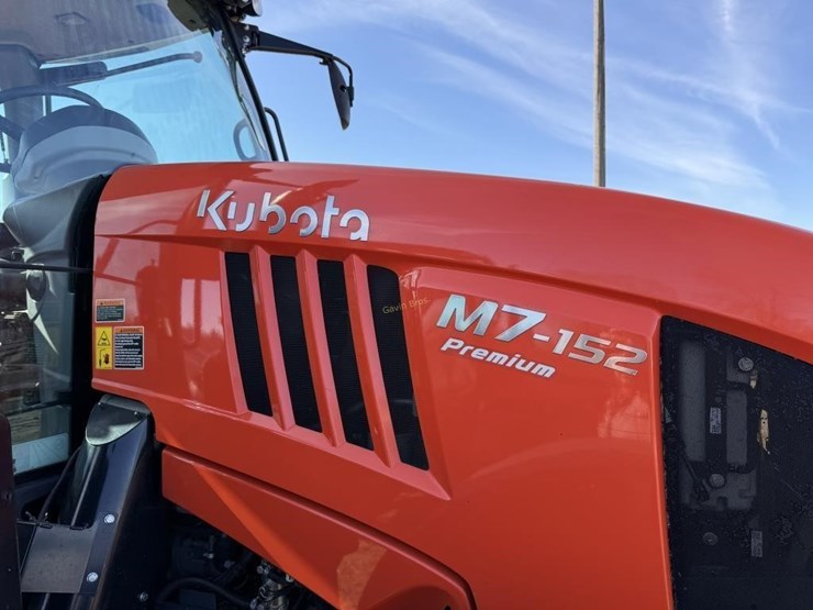 2023-kubota-m7-152-image-6