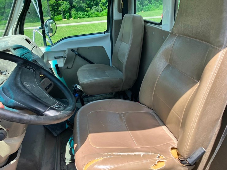 2005-sterling-acterra-image-14