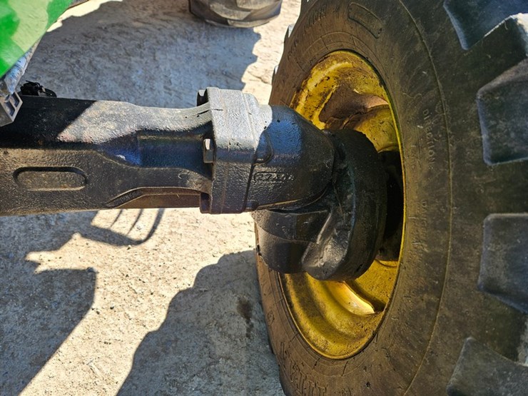 john-deere-4720-image-14