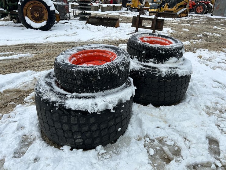 set-of-4-tires-for-kubota-tractor-image-2
