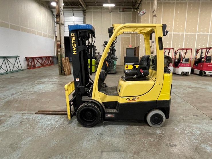 #167-•-2016-hyster-fortis-50-propane-forklift-image-8