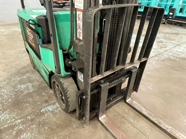 #181-•-2017-mitsubishi-electric-forklift-image-25