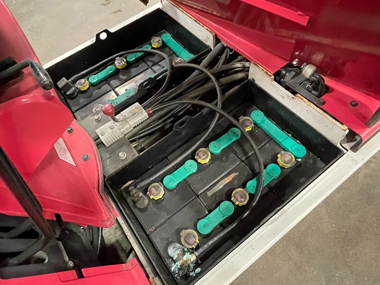 #183-•-toyota-7-runner-electric-forklift-image-22