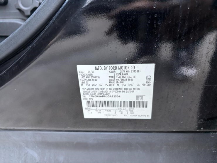 2018-ford-explorer-image-38