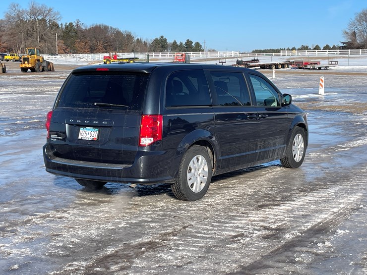 2013-dodge-grand-caravan-image-4