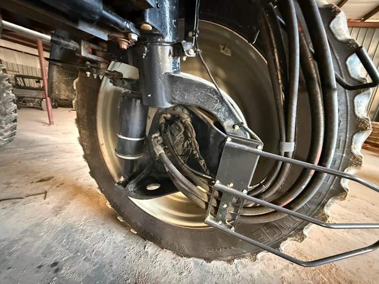 2022-white-251-image-25