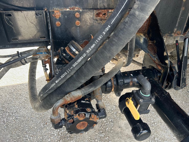 2015-case-ih-titan-3530-image-21