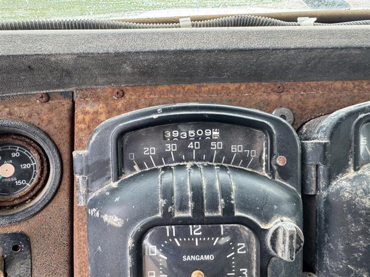 1985-ford-ltl9000-image-41