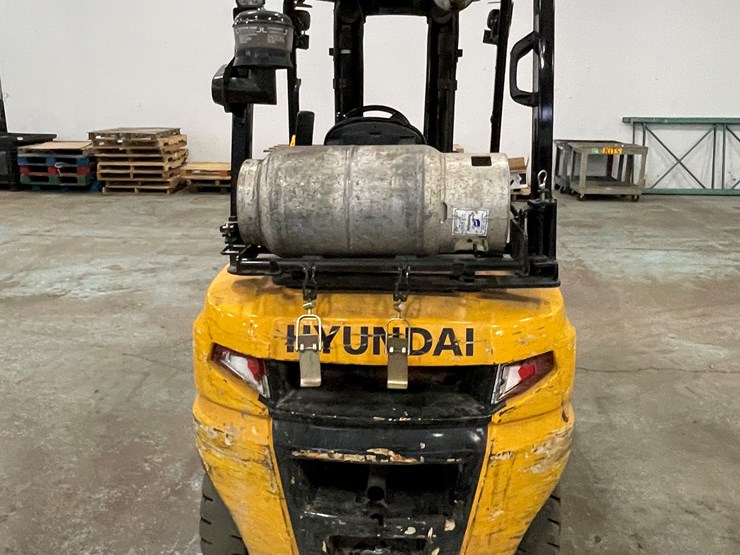 2021-hyundai-25l-9a-image-6