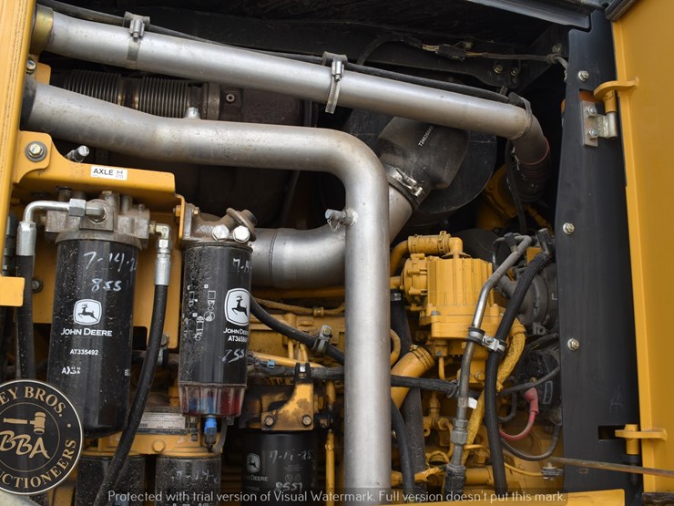 2013-deere-770g-image-57