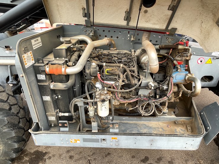 #129-•-2018-skyjack-sj843-telehandler-image-29