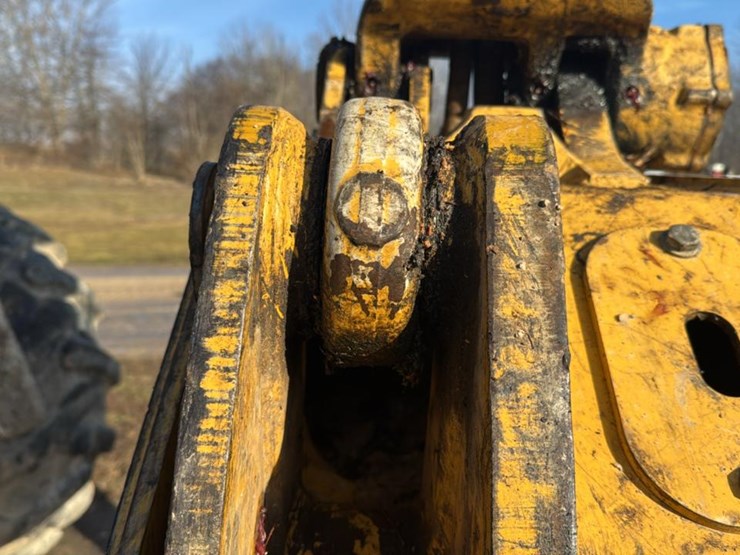 2022-tigercat-610e-image-14