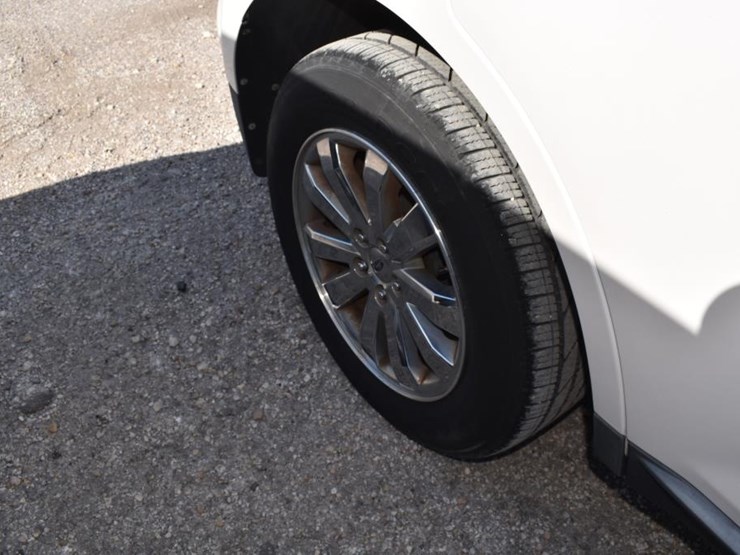 2010-ford-edge-image-4