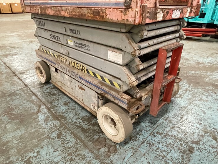 1999-skyjack-sjiii4830-image-13