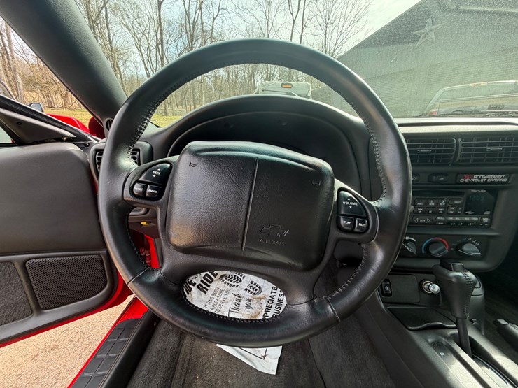 #30933-•-2002-chevrolet-camaro-z28-2-door-convertible-image-17