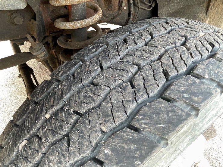 2017-dodge-ram-5500-image-11