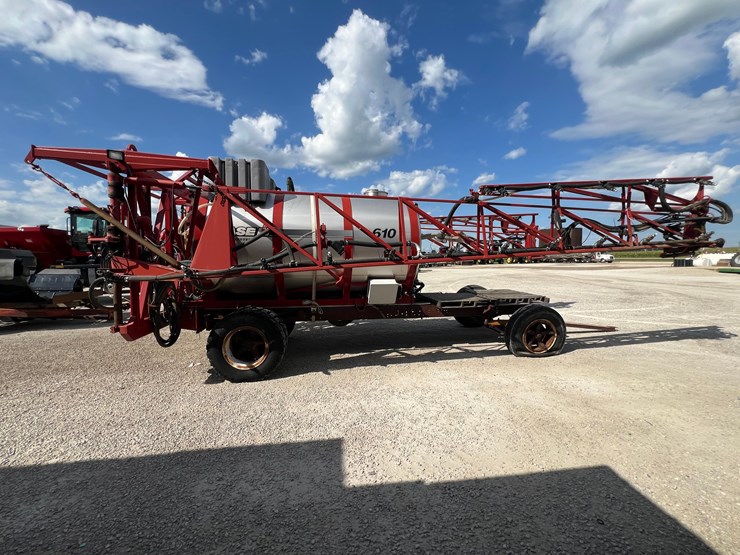 case-610-sprayer-system-2000-gallons-image-4