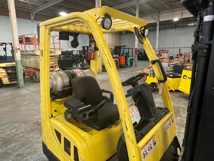 #174-•-2006-hyster-s30-propane-forklift-image-24