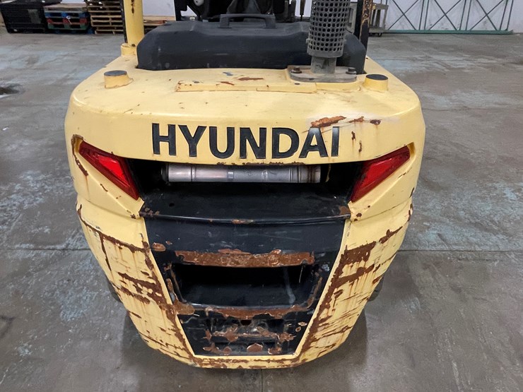 #161-•-2016-hyundai-45d-9-diesel-forklift-image-17