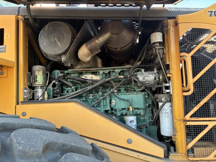 2007-volvo-l11oe-wheel-loader-image-30