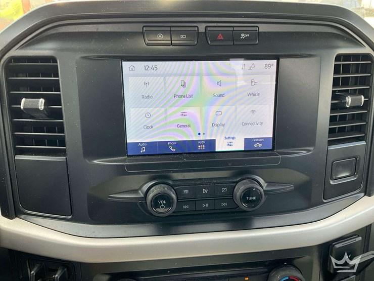 2021-ford-f150-image-16