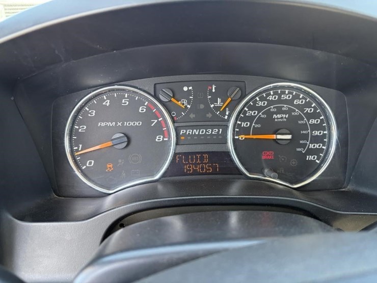 2011-chevrolet-colorado-image-12