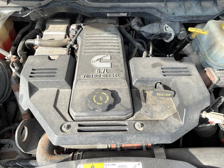 2017-dodge-ram-5500-image-64