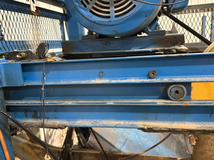 #132-•-baker-chop-saw-image-10